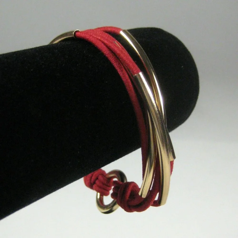 Bracelet Stretch Red  8 Inch Modern Goldtone Cord Fashion Jewelry Classic